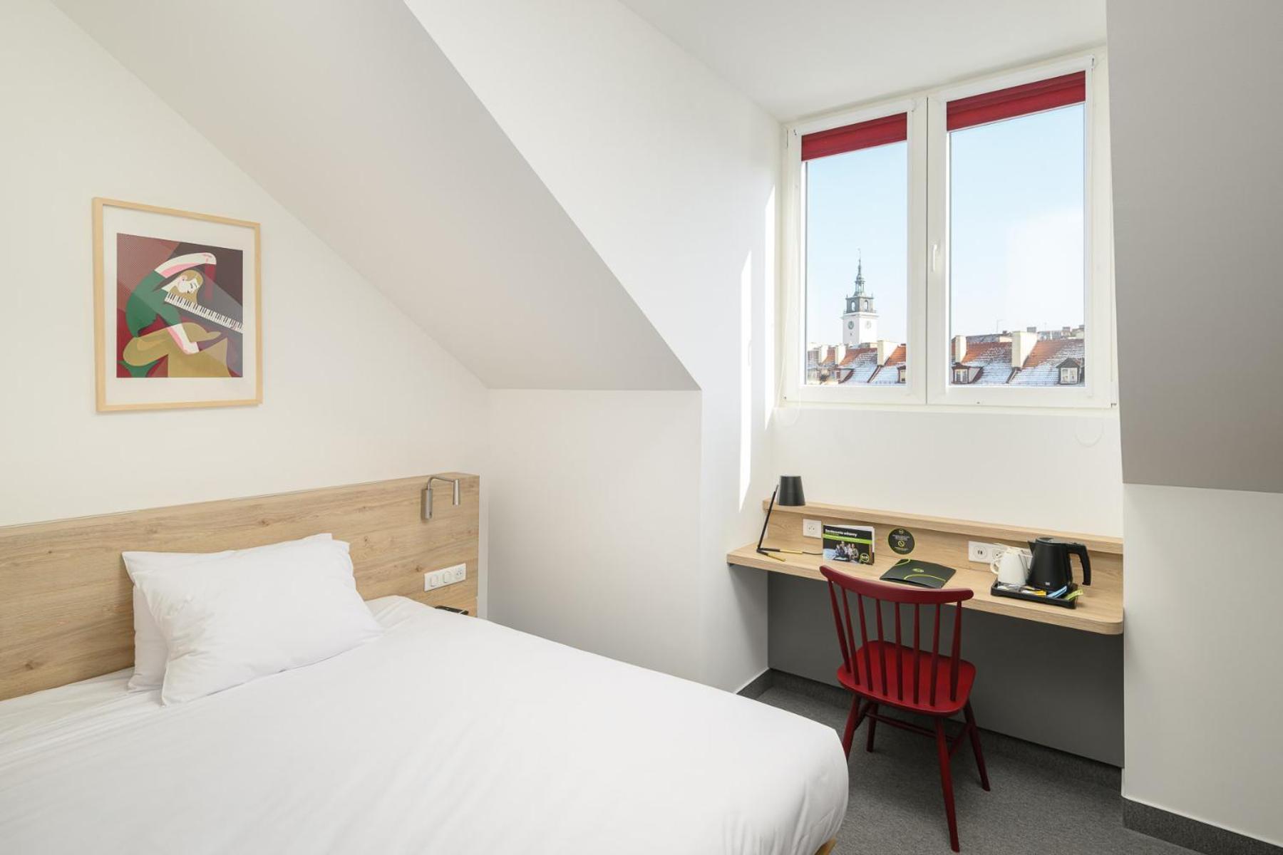 B&B Hotel Kalisz Centrum Extérieur photo
